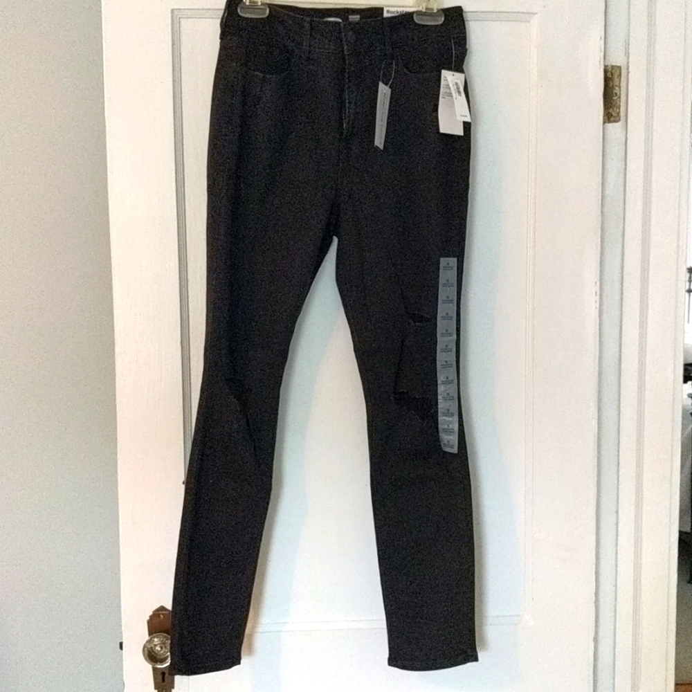 BRAND NEW. Old Navy, Black, Distressed/Ripped Style(Rockstar, Super Skinny)Jeans